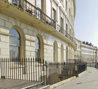 Adelaide Crescent Adelaide Crescent