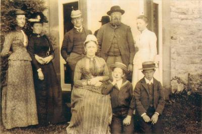 Beardmore Family (1) at Stanshope Hall
