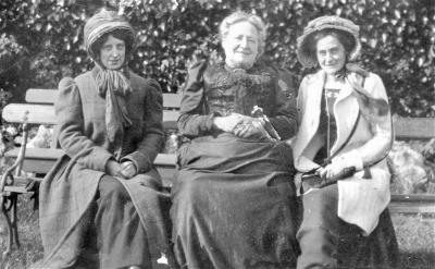 Martha Wooddisse and daughters Martha Gould (left) with her mother and sister Margaret MaryGould